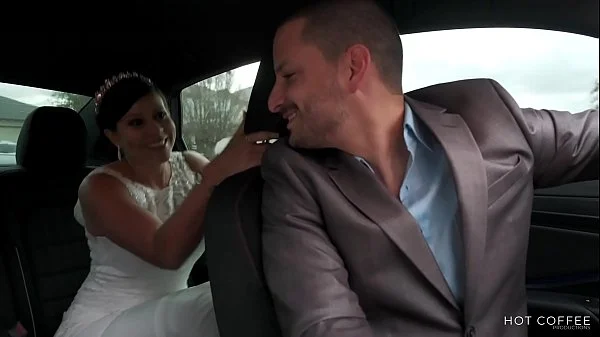Cheating bride leaves groom planted and leaves with ex boyfriend