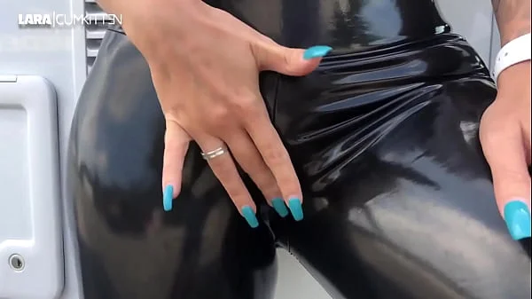 Lara CumKitten - FICK DRIVE IN on the A1