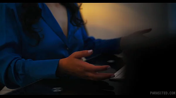 Cherry Kiss possessed by parasites and fuck Valentina Nappi