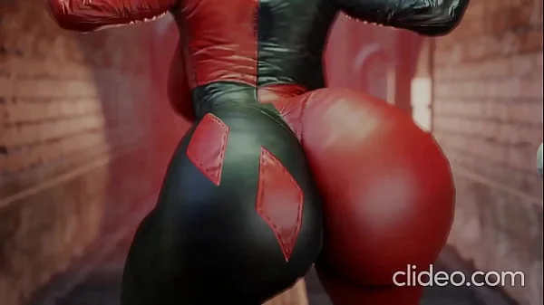 Harley Quinn shaking her bubble booty