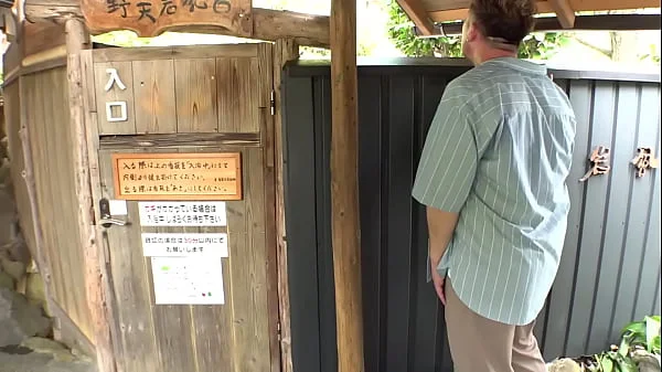 混浴温泉でびんびんになった乳首をひたすらこねくりイカセ 彼氏が居るにも関わらず発情SEX。彼氏への罪悪感よりも快感に流され堕ちる彼女！ Part1