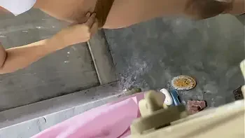 Bhabhi take shawer full nude in bathroom