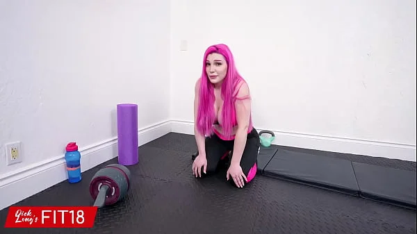 Pink Hair PAWG Lily Lou In Yoga Pants Gets Creampie - 60FPS POV
