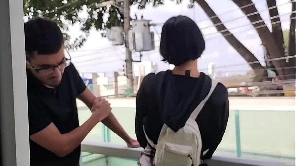 Kimiko went to visit a new room for rent and was not forgiven