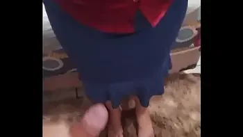 Crentinha de saia azul com babado e o pauzudo/ privacy: @Crentinha pauzudo