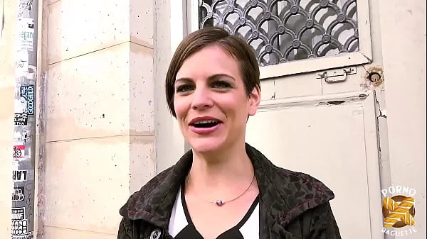 Marie, 28ans, s’essaye à la double pénétration