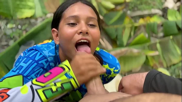 ENCUENTRO A CAMPESINA NOBLE Y LA PONGO A MAMAR A CAMBIO DE UN TELEFONO