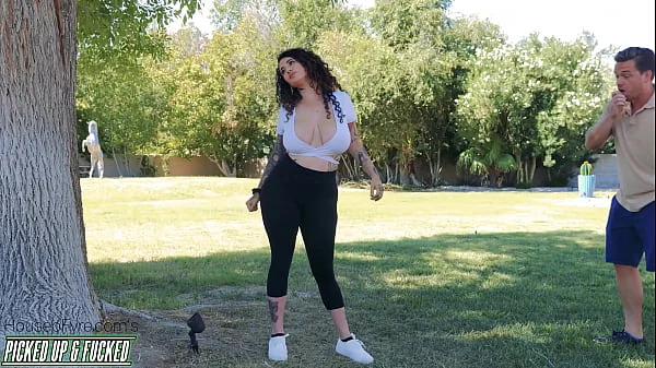 Arabelle Raphael Fucks her Biggest Fan! Picked up and Fucked