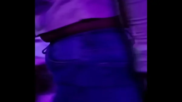 gran puta colombana follada en la discoteca