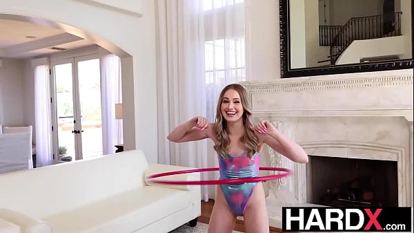 Tiny Spinner Creampied By Big Cock - Scarlett Sage - HardX