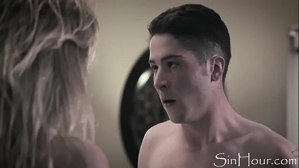 Stepsis Tricks StepBro After Discovering His Crush On StepMom - Blair Williams