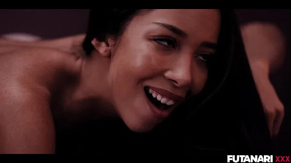 Lia Lin Gives Her Virginity To Celebrity Model Ellie Luna With Big Dick