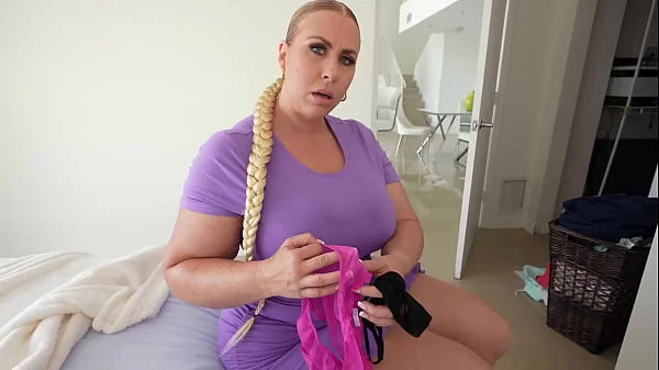Huge Titty Blonde MILF Lila Lovely Gives Stud Johnny Love Morning Sex