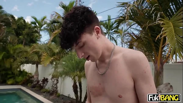 Horny Stepmom Danielle Renae Try Anal