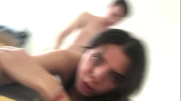 Secretaria infiel pide aumento y a cambio su jefe le pide dejarse follar duro en su casa mientras su esposa cornuda no esta en casa