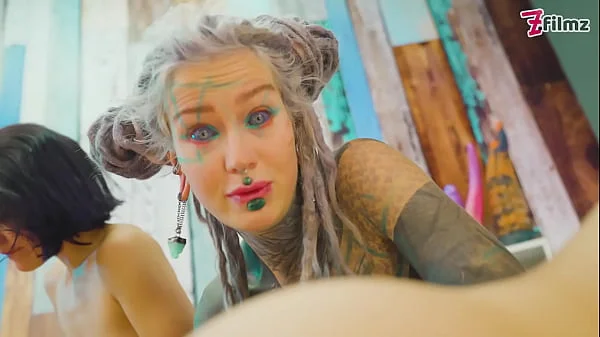 4 alternative CUTE LESBIANS in crazy colorful TOY ORGY fucking each others cunts and ASS