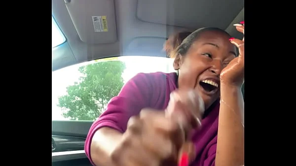 Quick handjob in car