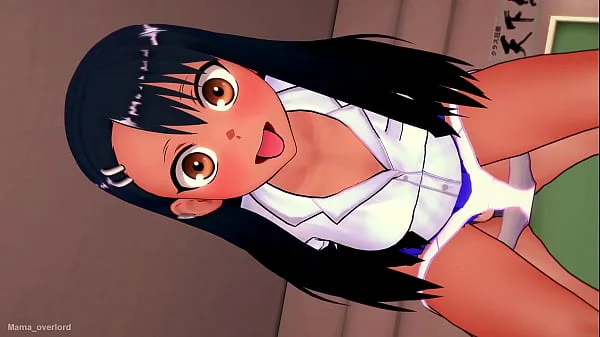 Nagatoro Hayase (versión adulta) viste su viejo uniforme para jugar