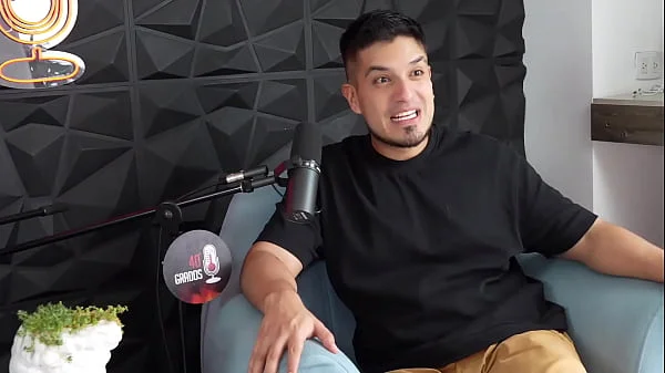 Pornstar sucks off a fan after a hot interview - Sara Blonde - CrisPasquel