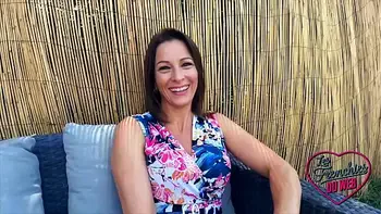 Kyara, une infirmière coquine qui veut tester ses limites