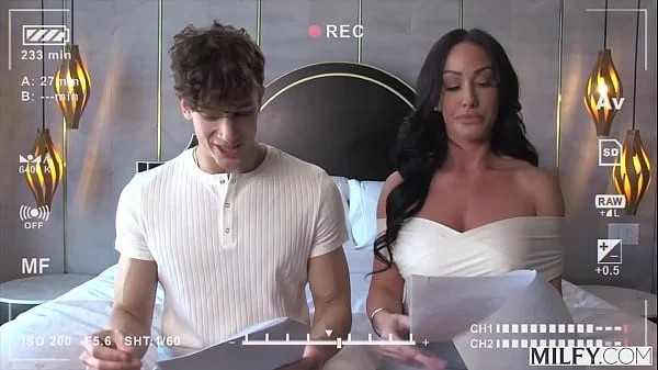 MILFY Stunner MILF Jennifer Can't Resist Young Actor's Cock