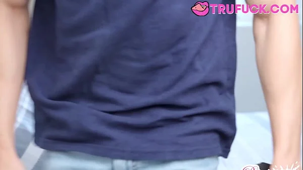 Stucked Stepsister Myra Moans, Parker Ambrose