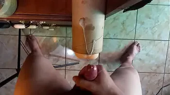 Follando vagina de goma hasta correrme