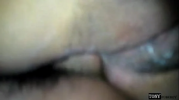 ¡Oh no! ese es el agujero equivocado.. Ay ¡Duele!, por favor no me jodas el culo. Lo siento nena! no es mi culpa que te pones demasiado lubricante.