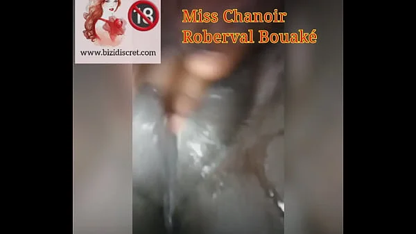 Vidéo réelle de bizi Abidjan fille de Bouaké et Abidjan baise sur Korhogo bizidiscret.com et escortebizi.com