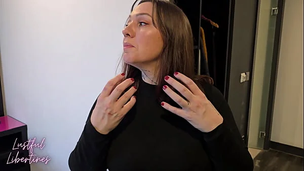 Sharing a bed with seductive mature mild stepmom