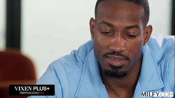 MILFY Anal-Crazy Blonde MILFs Bunny Madison & Alexis Malone Share A BBC