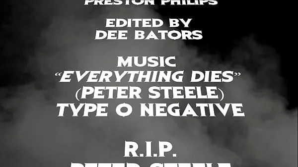 Blonde Teen Insists you jerk off to her asshole – GlassDeskProductions