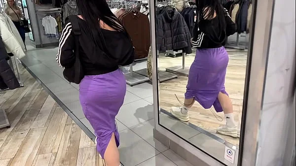 I meet a fan at the mall AND HE INVITES ME TO WHAT I LIKE