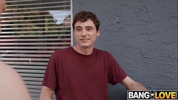 Stepmom's Seduction: Lindsay Lee's Wild Encounter with Stepson Jodie