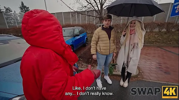 SWAP4K. Kinky threesome with sexy blonde sluts Veronica Leal and Daruma Rai