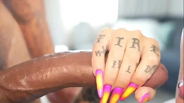 BRITISH BABE THROATPIE - ALEXXA VICE