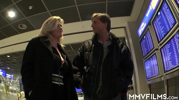 Mature wife gets her pierced pussy double dicked