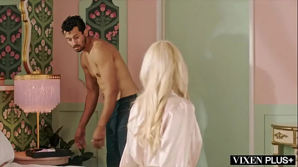 VIXENPLUS Dream mom Alexis sucks college studs cock dry