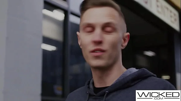 Beautiful Blondes Emma Hix And Blake Blossom Get Dicked Hard