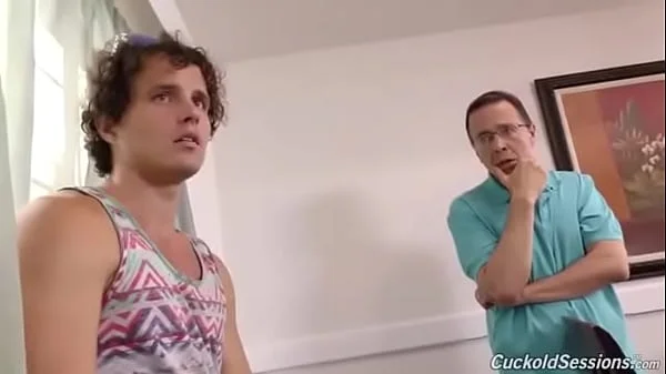 Lana rhoades empotrada por monstruo negro BBC frente a su padre y su hermano - cuckold sessions