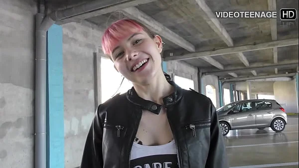 cute 18 years Luna does her first porn casting