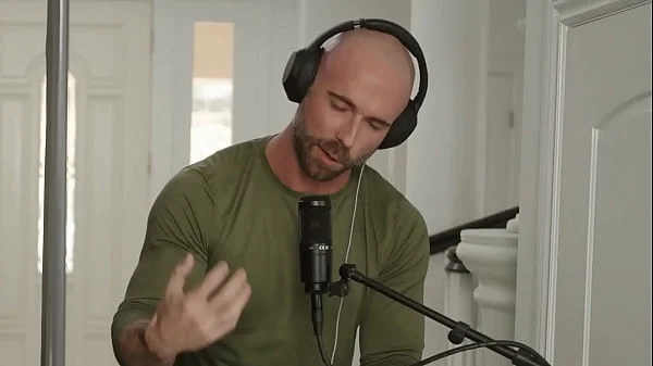 Ripped Danny Steele Dominates Busty Elizabeth Skylar While Fucking Her Deep