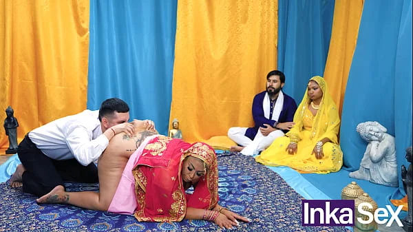 Chudai - Madrastra India tetona se folla al novio de su Hijastra y le dejan el coño lleno de leche.