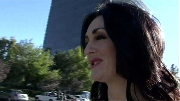 Fucking brunette milf mom