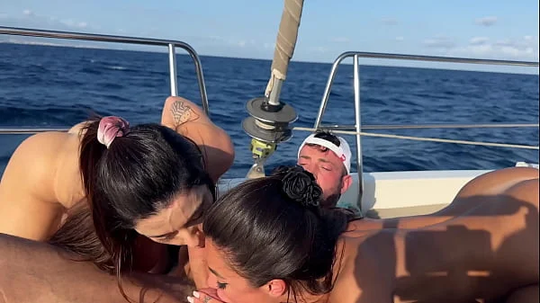 Squirting Threesome With Martina Smeraldi, Maximo Garcia And Luiza Marcato