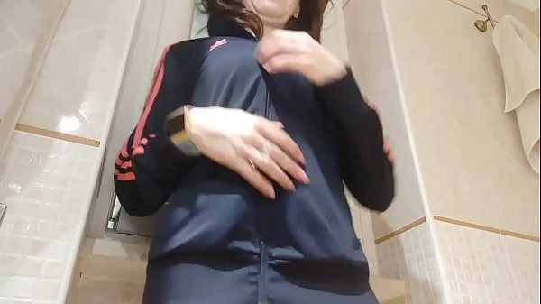 2 hot adventures with : beautiful yes, but very farting