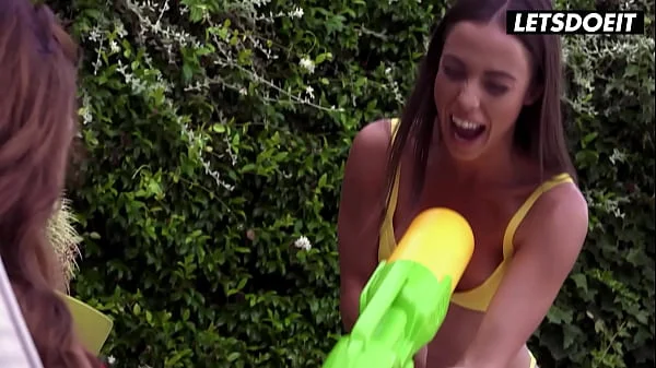 Girlfriends With Benefits Spend Their Vacation Fucking - A GIRL KNOWS