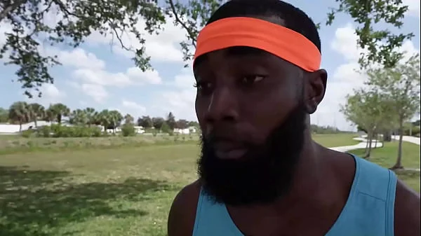 BANGBROS - Savanah Storm’s Jogging Encounter With Ace Turns Into A Wild, Passionate Massage Hookup