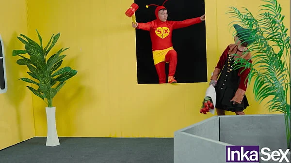 El Pichulin Colorado se folla a Colombiana culona y le mete su chipote chillón.