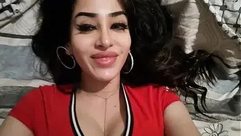 Neyla Kim beurette Bull 66 Body Egyptian Red Sexe gros seins aime baiser